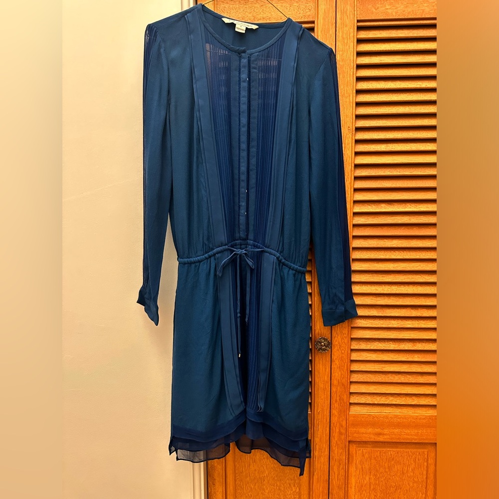 Diane Von Furstenberg New Slice Long Sleeved Heron Blue Silk Dress Size 0 - Picture 5 of 11